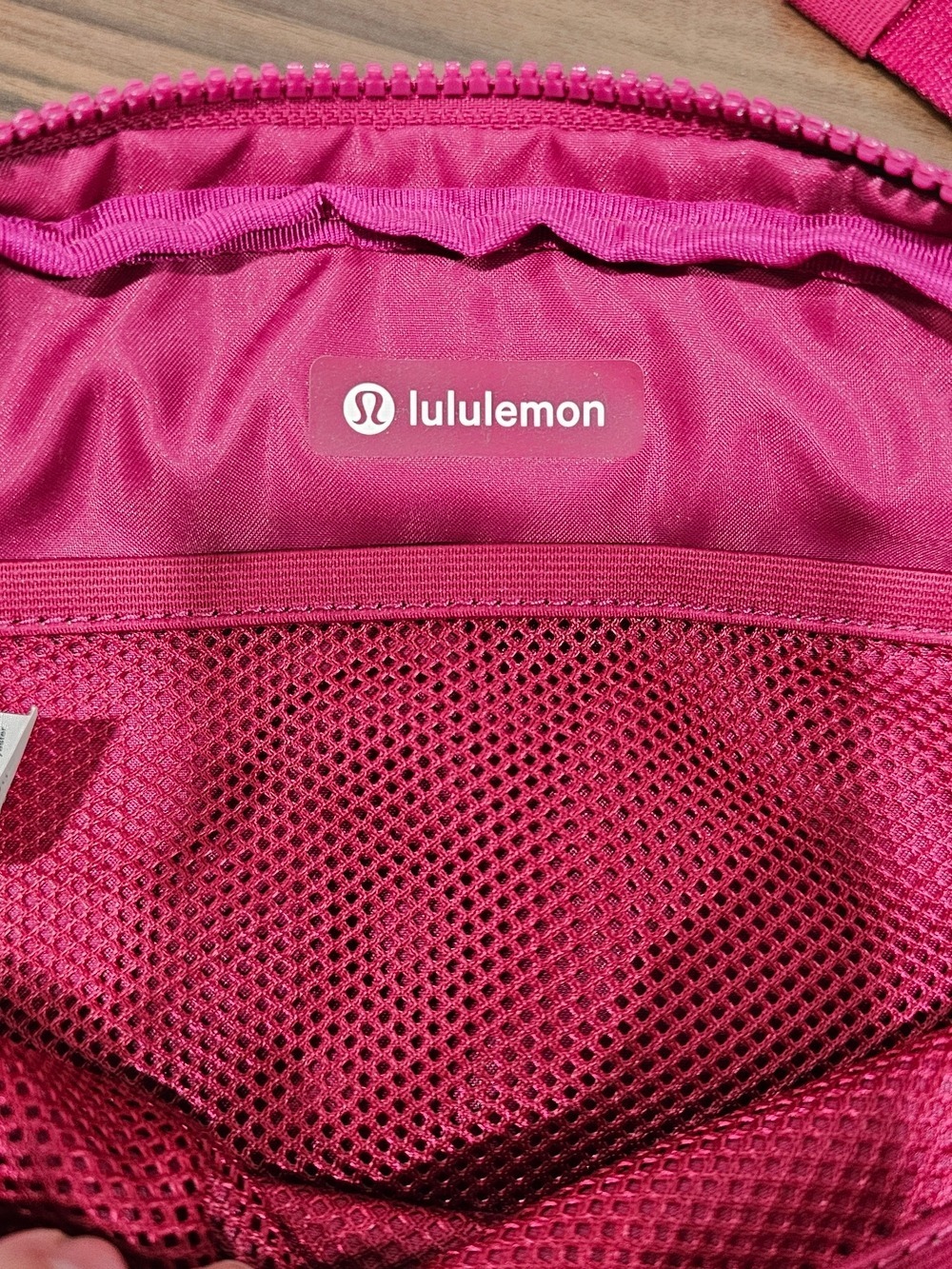 Lululemon Everywhere BeltBag Pink Fuchsia New Crossbody Waist Pack Festival Vaca - Picture 6 of 13